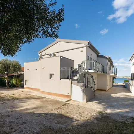 Appartamento Tramonto-1 By Interhome Vir