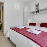Tramonto-1 By Interhome Vir