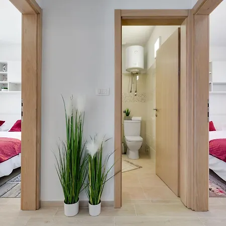 Apartman Tramonto-1 By Interhome